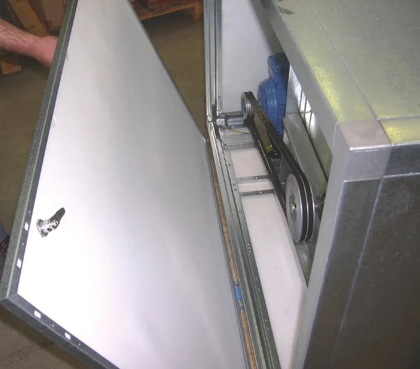 CVST — kutijasti centrifugalni ventilatori sa remenskim pogonom